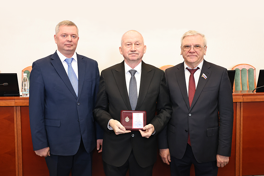 Заслуженный машиностроитель Нижегородской области!